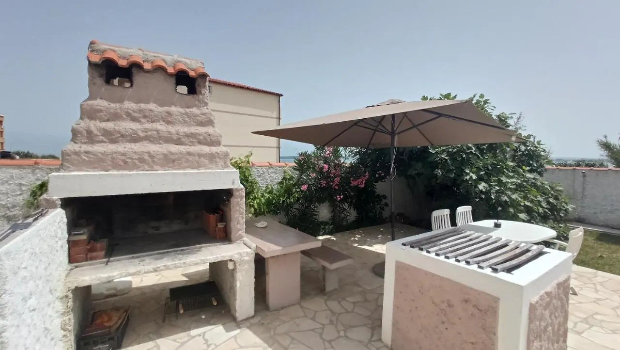 Aparthotel Vila Kula Nin