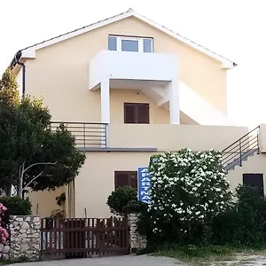 Bozito Apartment
